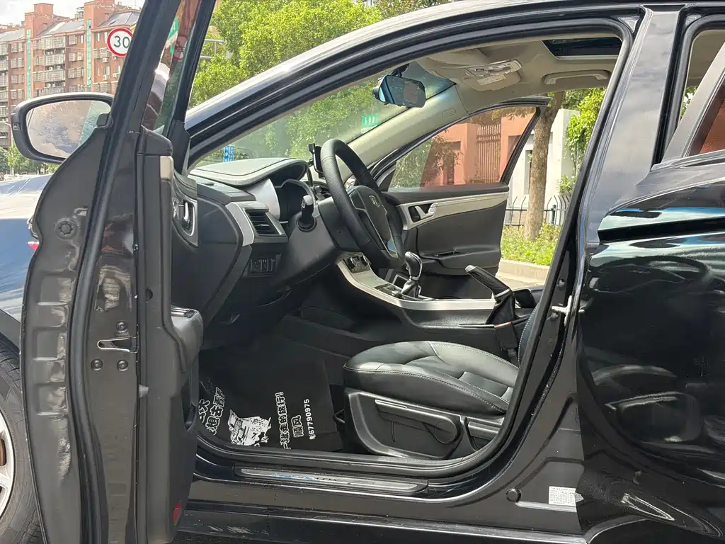 Geely Emgrand GL — миниатюра 10
