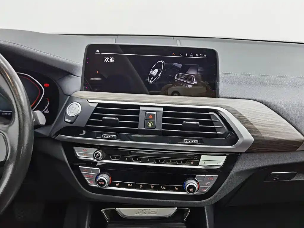 BMW X3 — миниатюра 12