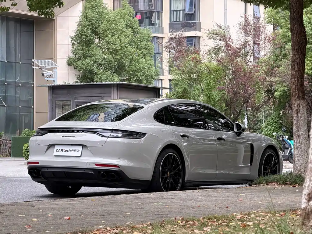 Porsche Panamera — миниатюра 5