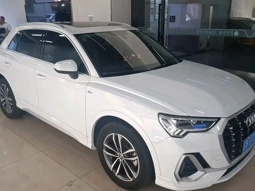 Audi Q3 — миниатюра 3