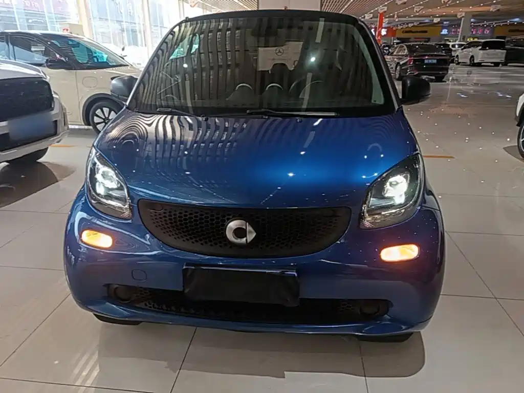 smart Smart Fortwo — миниатюра 3