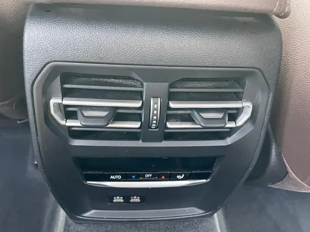 BMW 3 Series — миниатюра 13