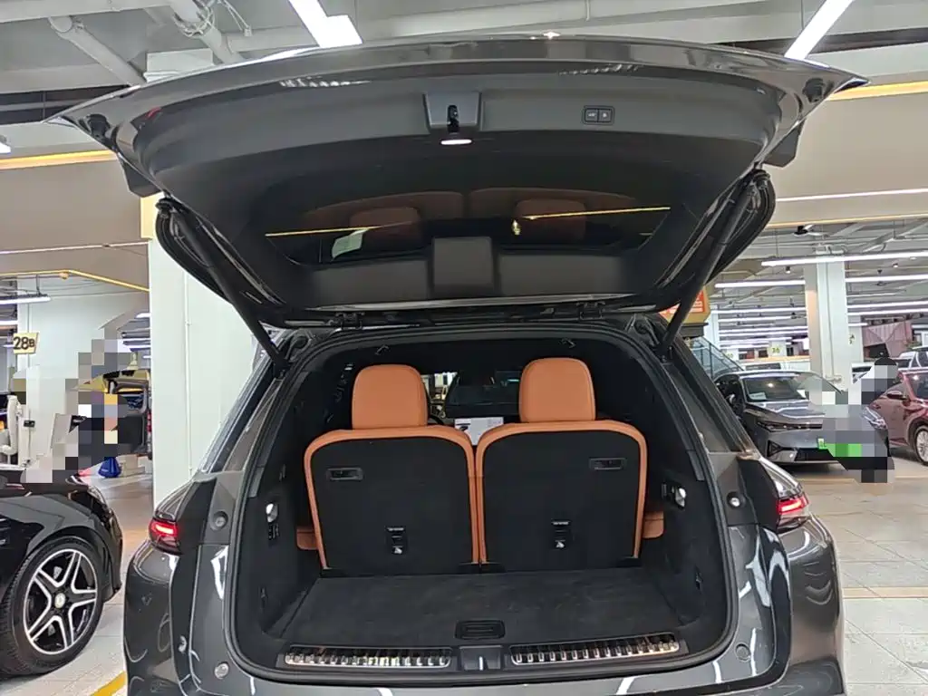 Li Auto Li L8 — миниатюра 19