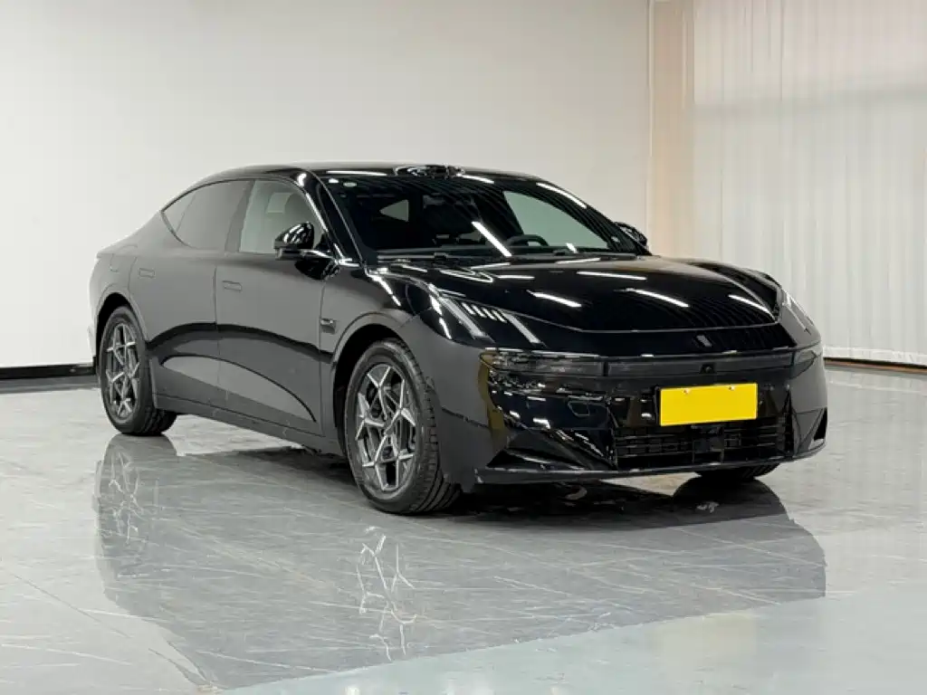 Lynk & Co 10 — миниатюра 7
