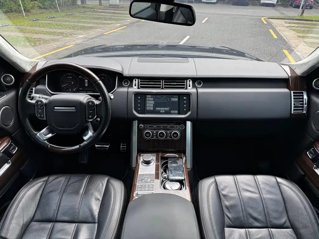 Land Rover Range Rover — миниатюра 19