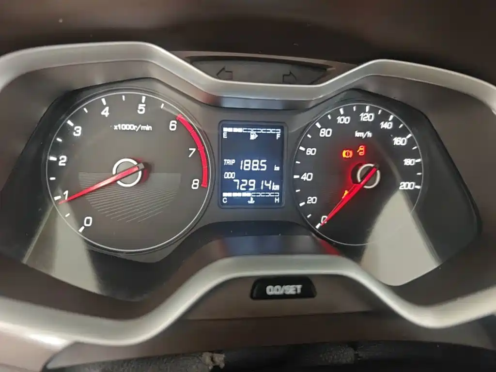 Baojun 310W — миниатюра 12