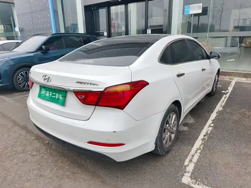 Hyundai Mistra — миниатюра 7