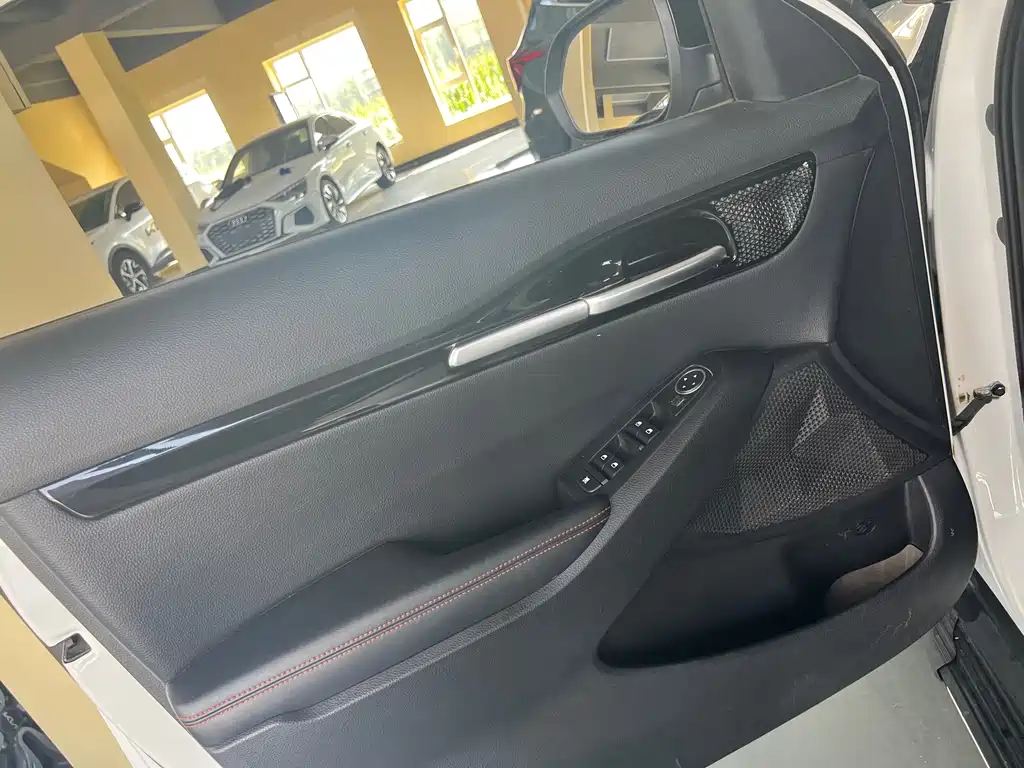 Kia KX3 — миниатюра 15