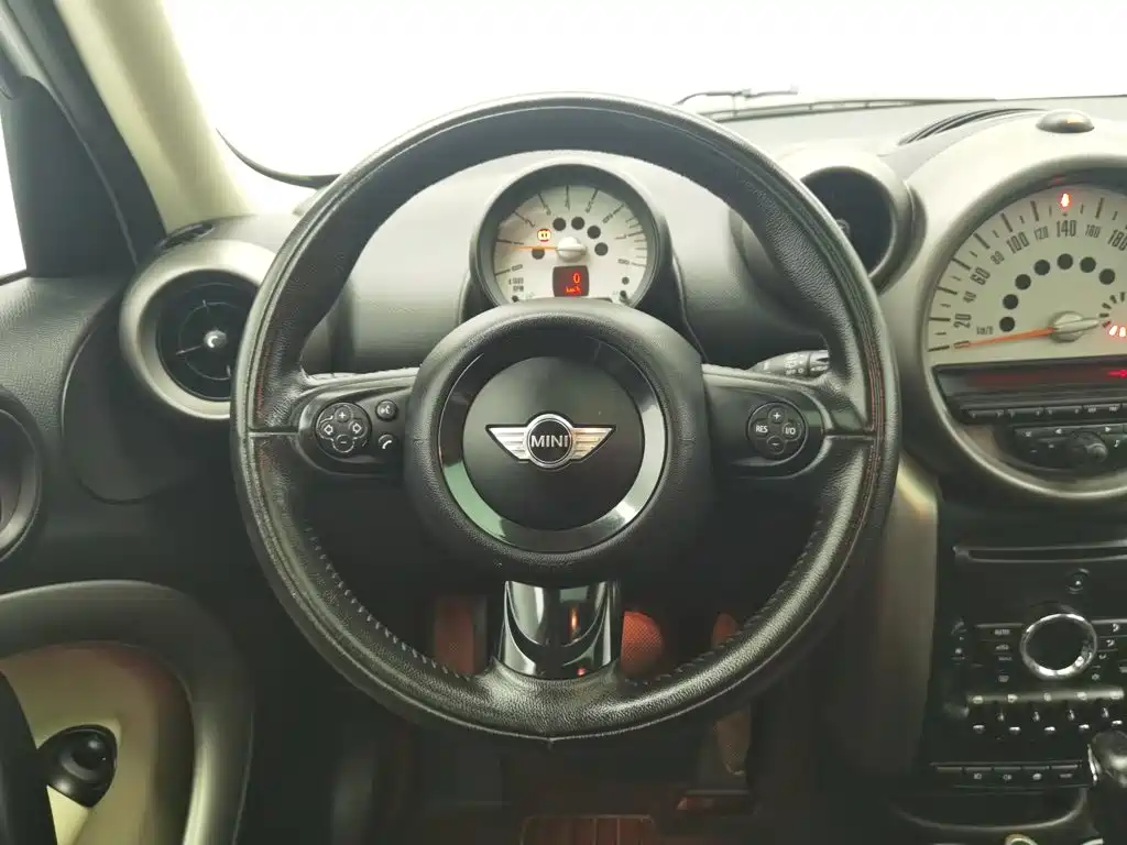 MINI Mini Countryman — миниатюра 11