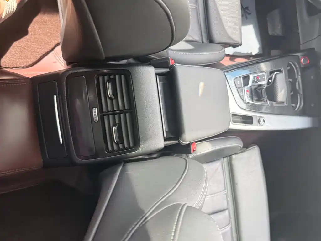 Audi A4L — миниатюра 12
