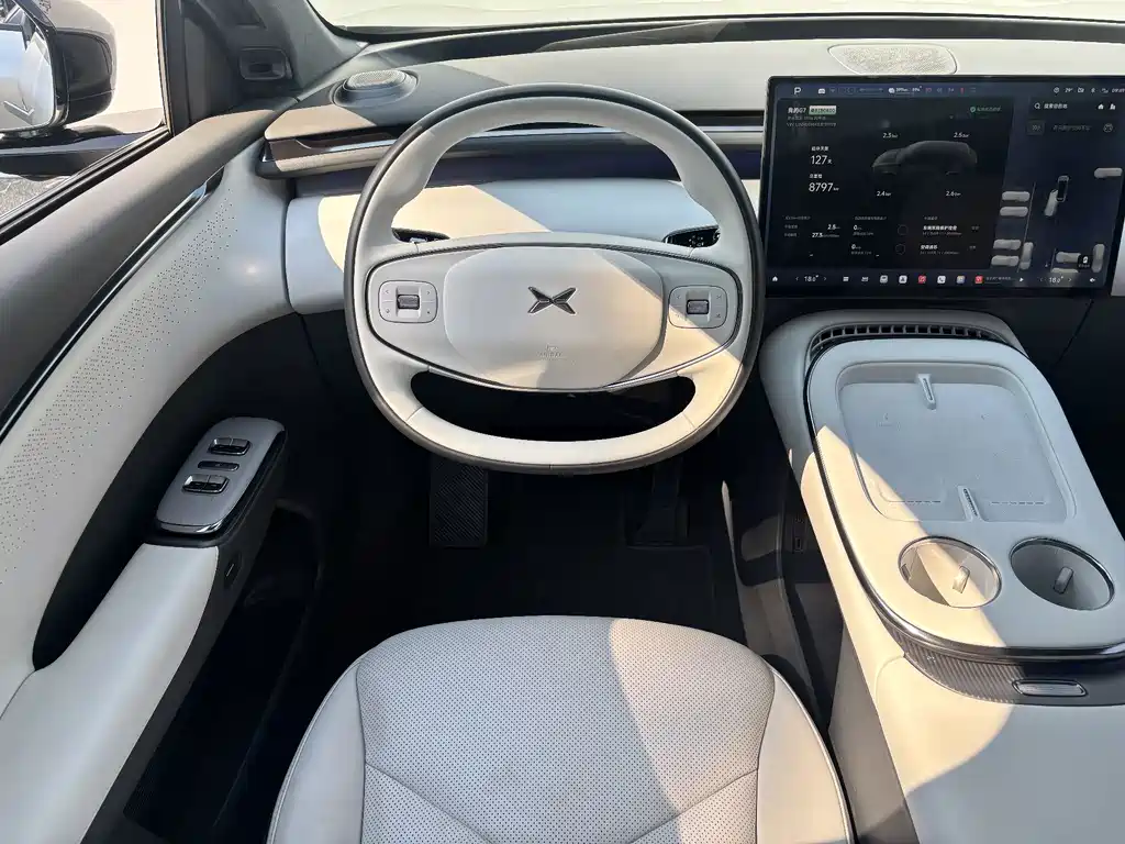 XPeng G7 — миниатюра 11