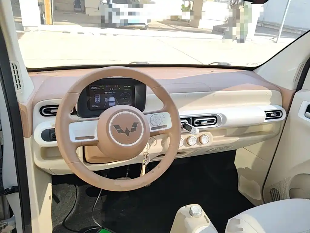 Wuling MINIEV — миниатюра 10