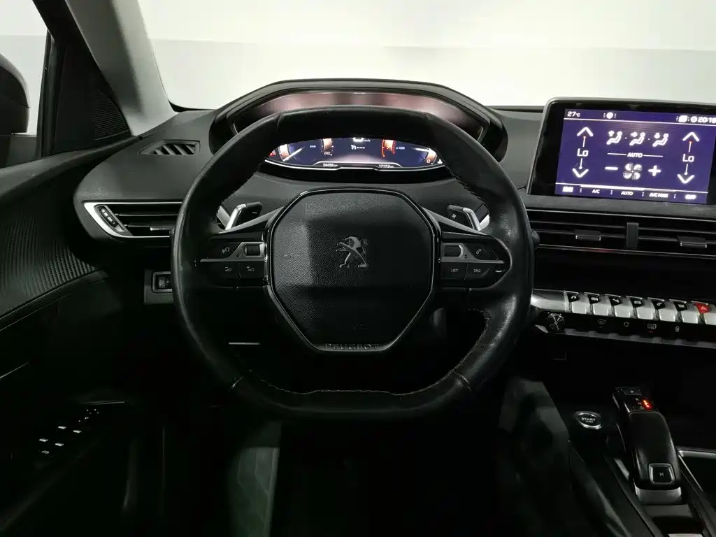 Peugeot 5008 — миниатюра 11