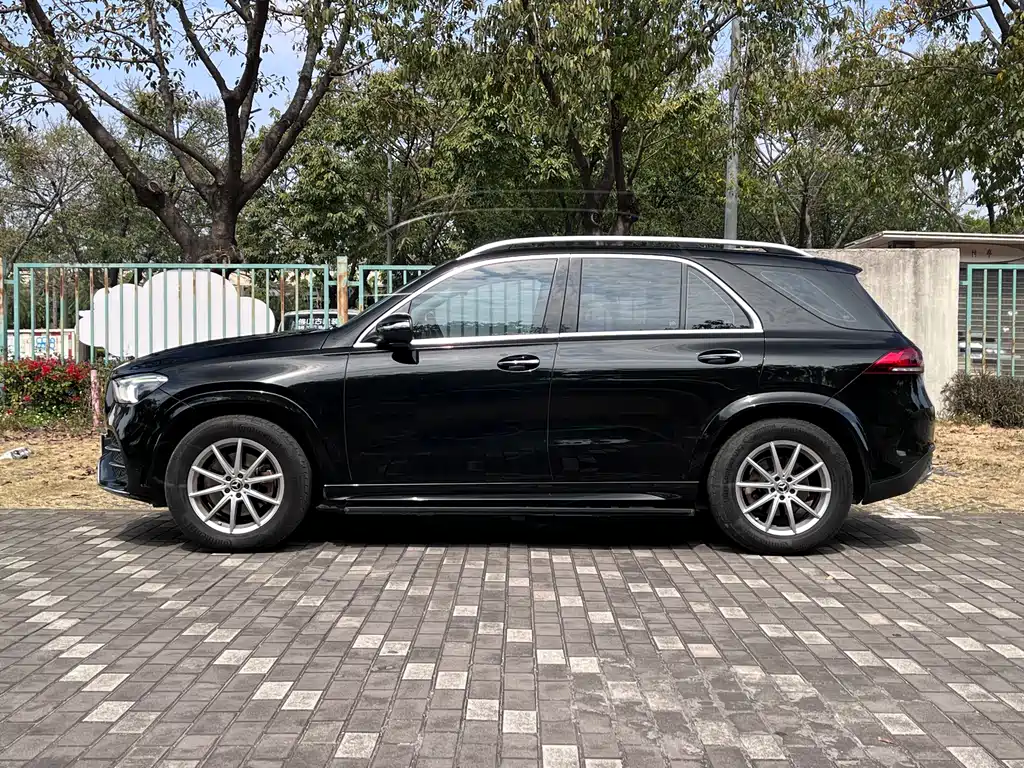 MERCEDES-BENZ GLE
