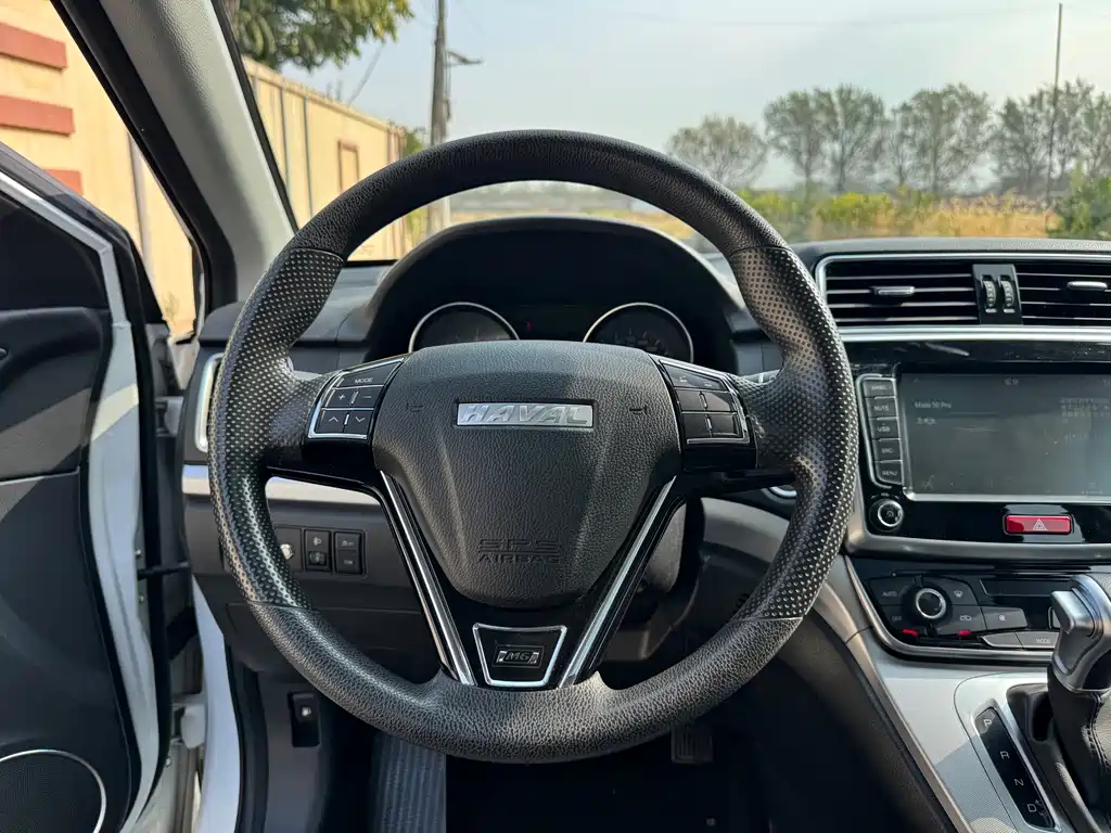 Haval M6 — миниатюра 10
