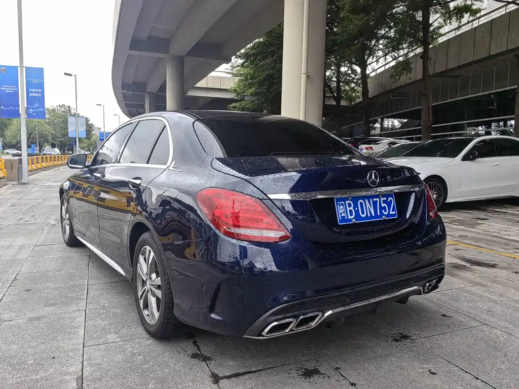 Mercedes-Benz C-Class — миниатюра 7
