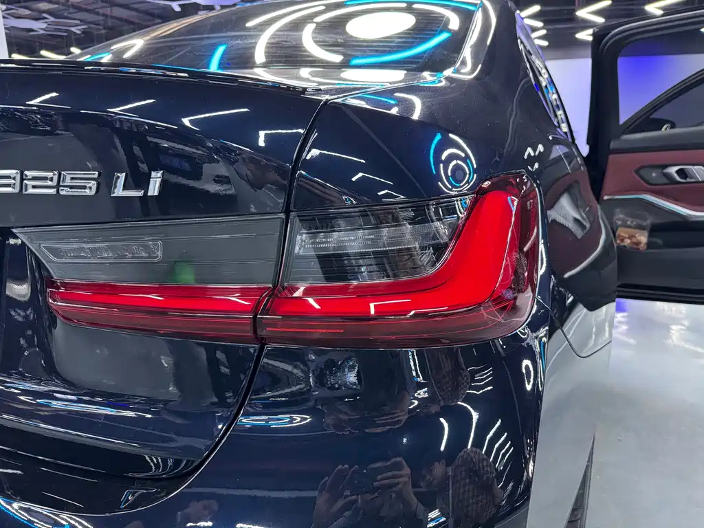 BMW 3 Series — миниатюра 14
