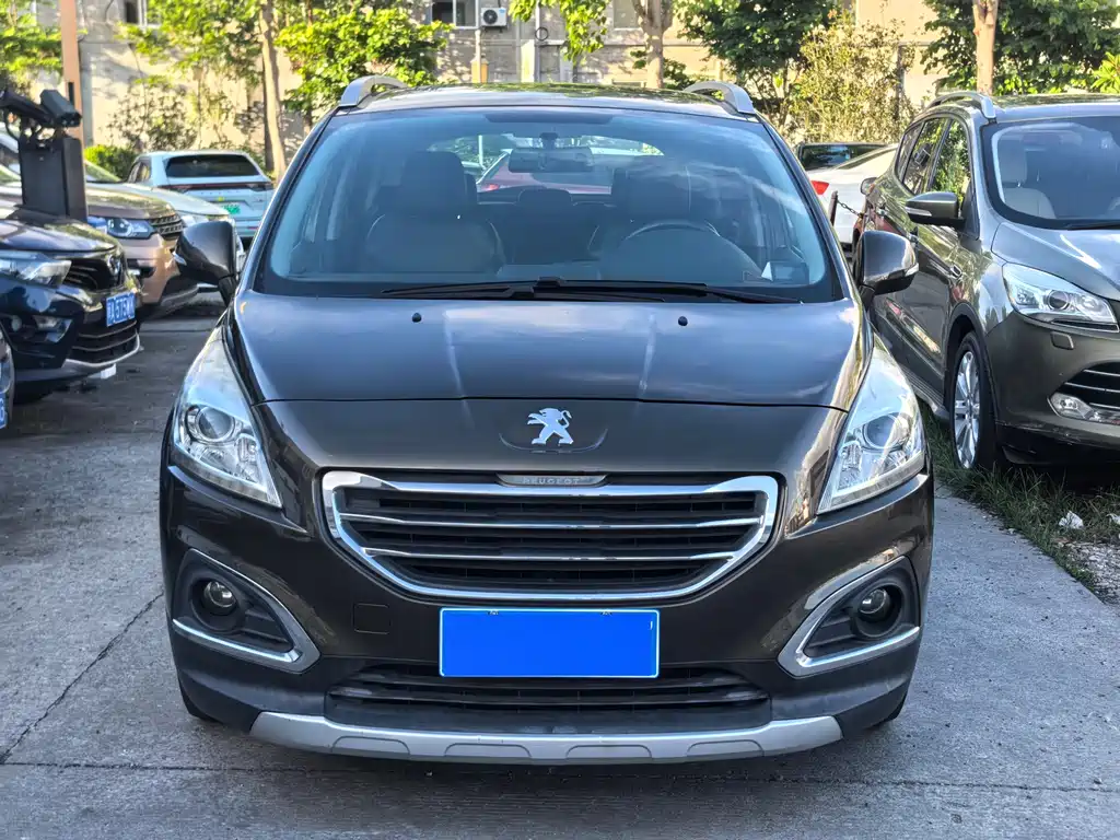Peugeot 3008 2013 2.0L AT