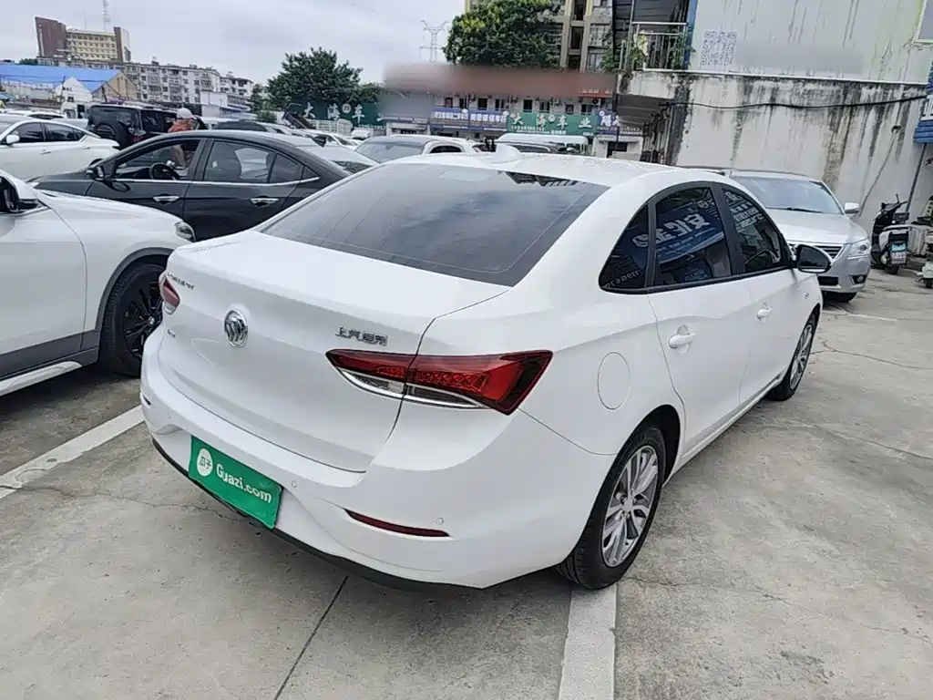 Buick Excelle — миниатюра 7
