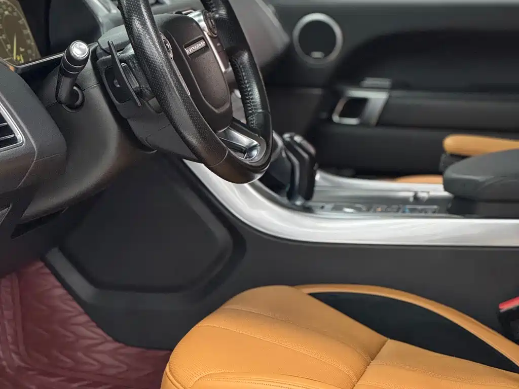 Land Rover Sport — миниатюра 7