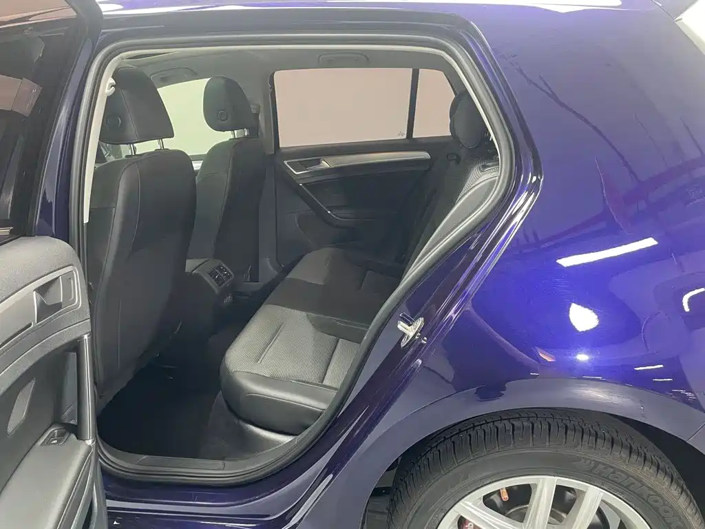 Volkswagen Golf — миниатюра 11
