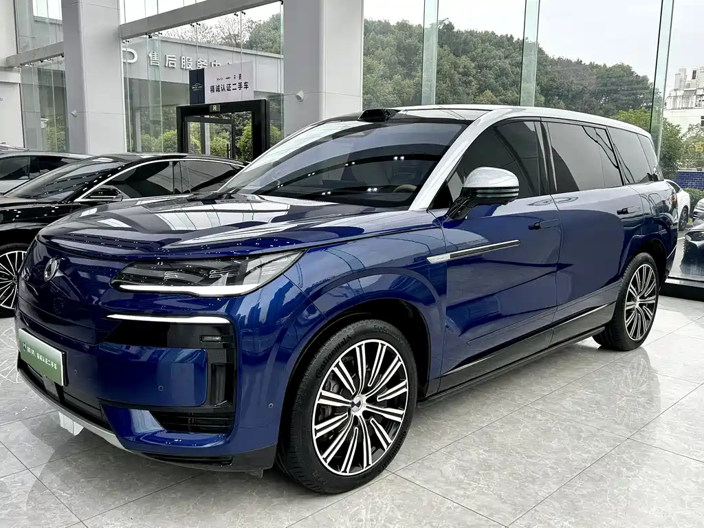 Denza Denza N9