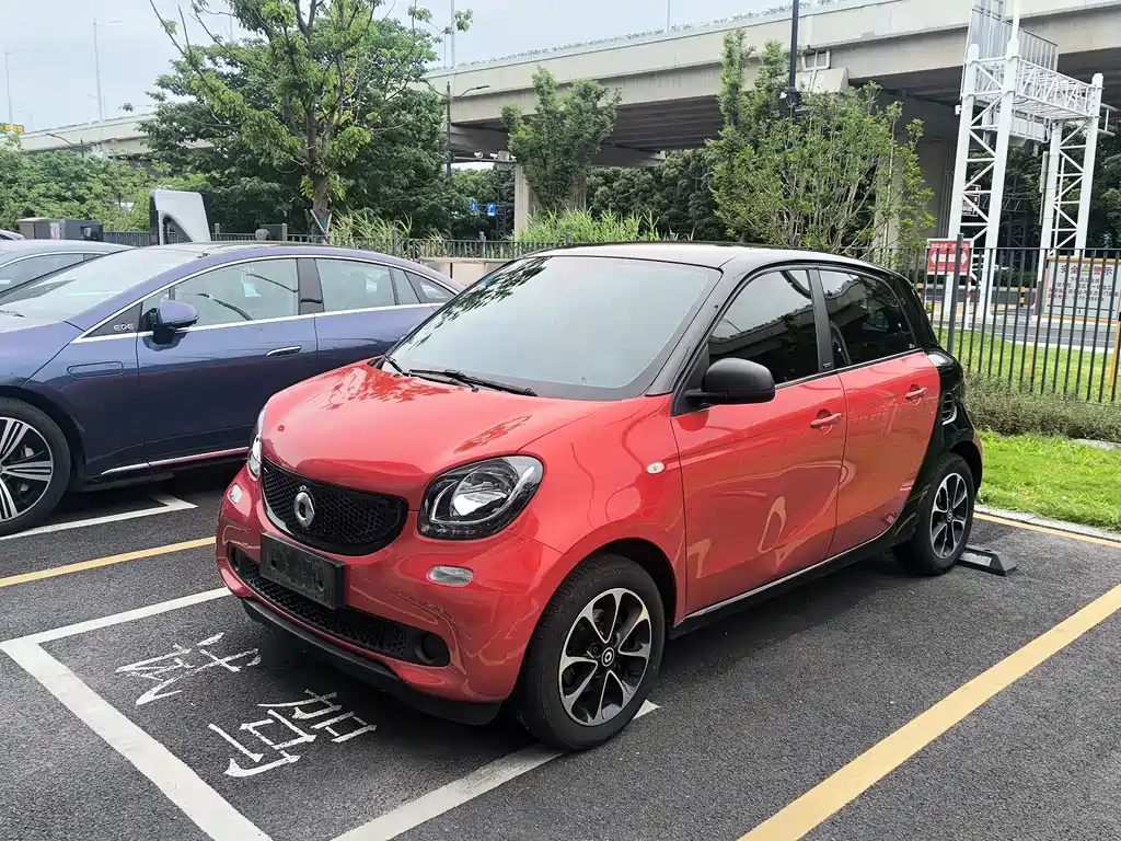 Купить smart Smart Forfour