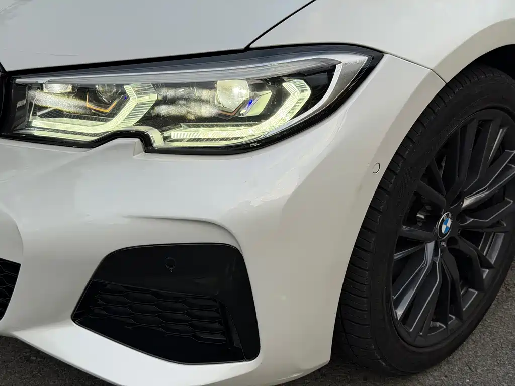 BMW 3 Series — миниатюра 4