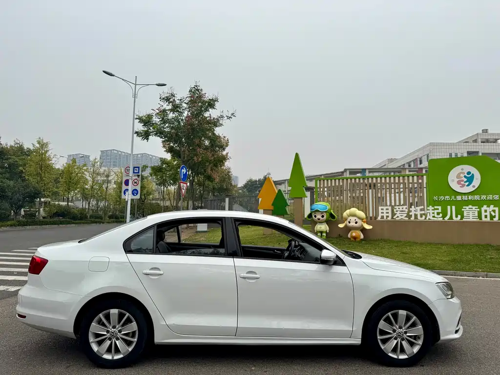 Volkswagen Sagitar — миниатюра 17