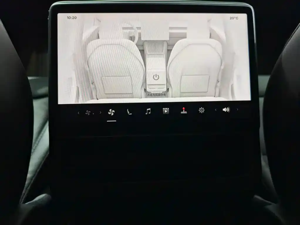 Tesla Model 3 — фотографии объявления, Фото 12