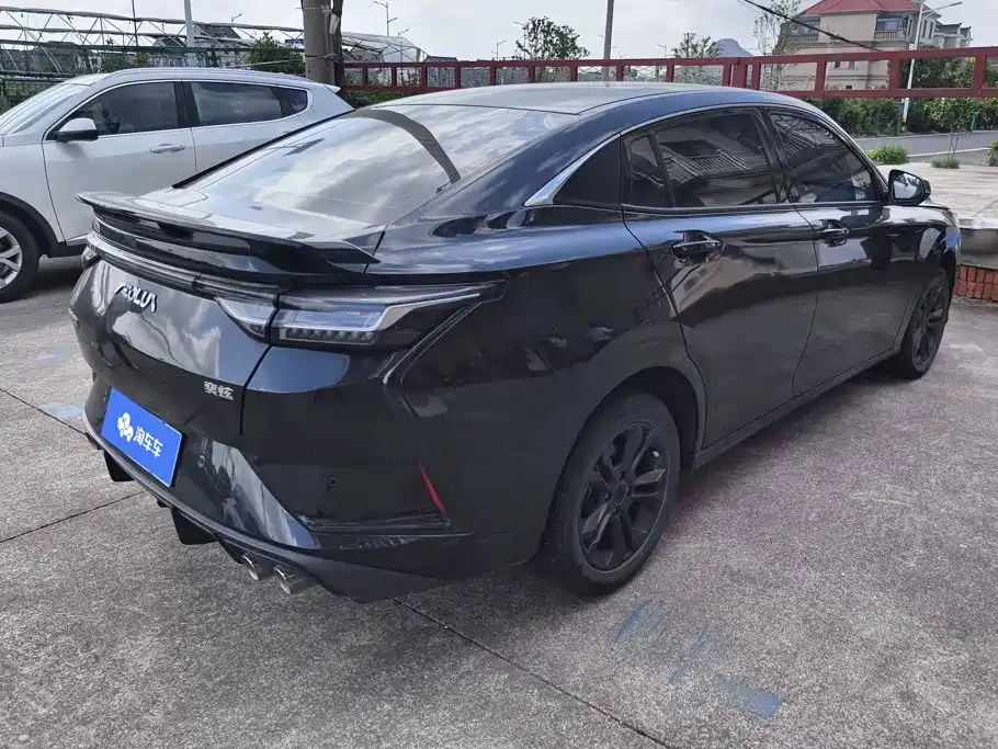 Aeolus Yixuan — миниатюра 3