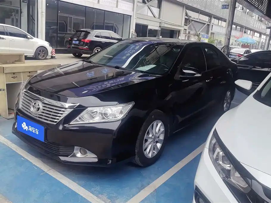 Toyota Camry 2014