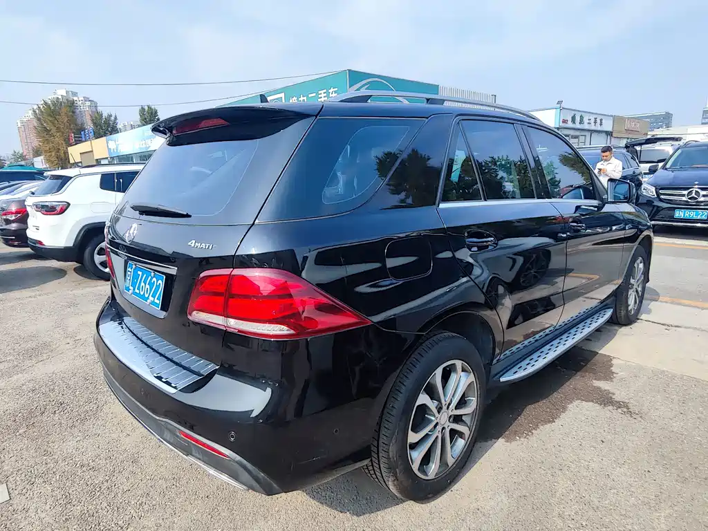 Mercedes-Benz GLE (Import) — миниатюра 17