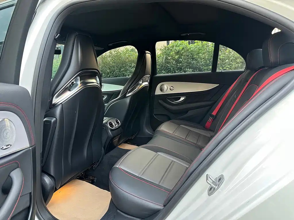 Mercedes-Benz E-Class AMG — миниатюра 9