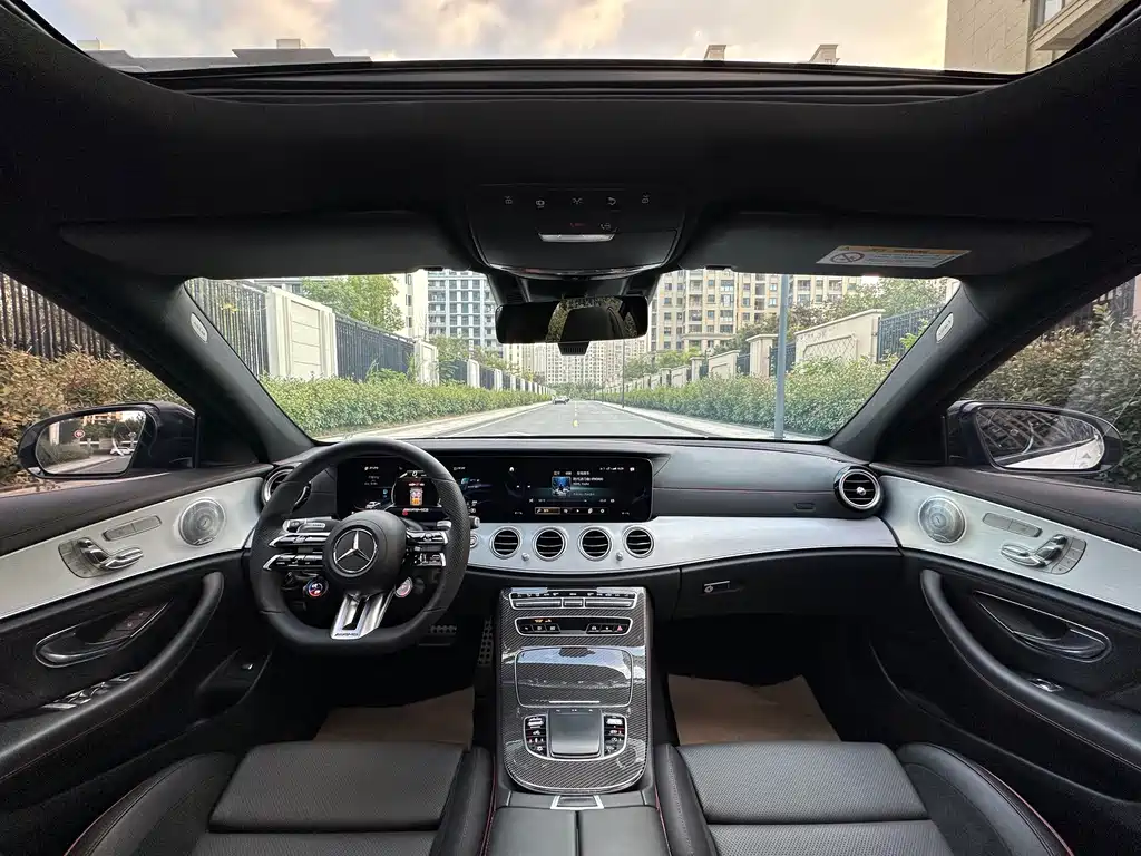 Mercedes-Benz E-Class AMG — миниатюра 12