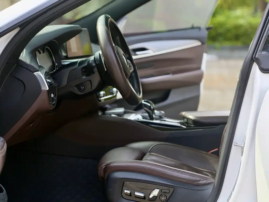 BMW 6 Series GT — миниатюра 14
