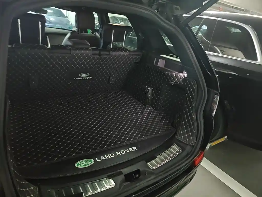 Land Rover Discovery Sport Hybrid — миниатюра 15
