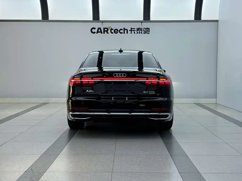 Audi A8 — миниатюра 3