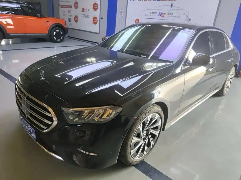 奔驰E级 2025款 E 300 L 豪华型 2025