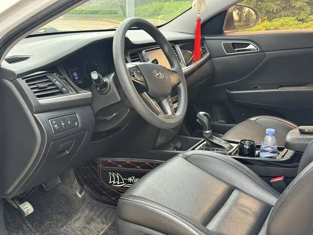 Hyundai Mistra — миниатюра 4