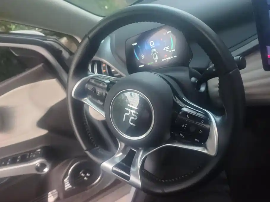 BYD Yuan Plus — миниатюра 15