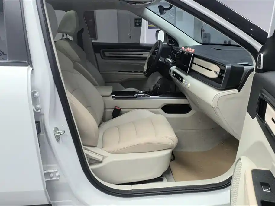 GEELY AUTOMOBILE GEELY ICON