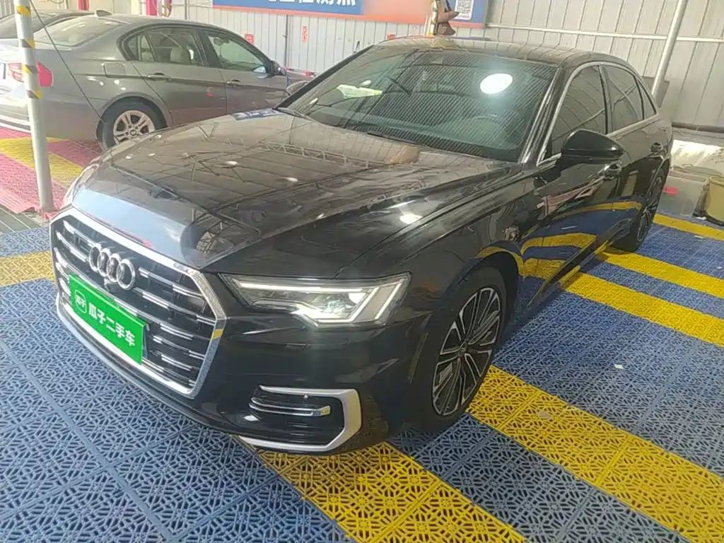 奥迪A6L 2024款 45 TFSI 臻选动感型 2024