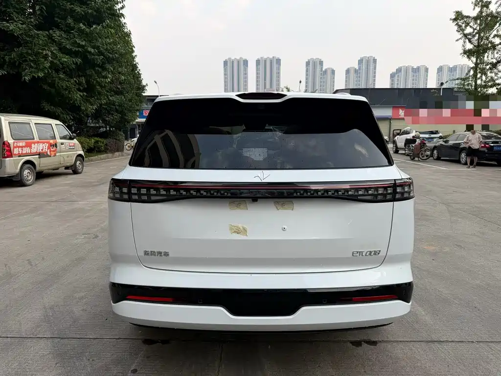 Dongfeng eπ008 2026 мест