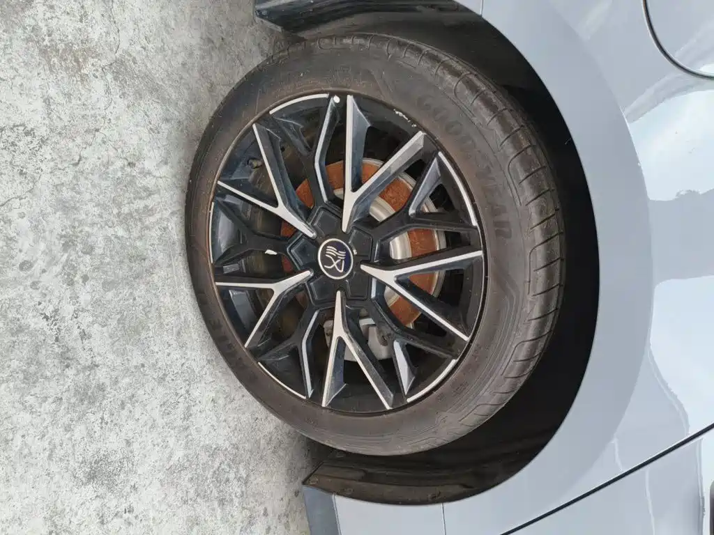 BYD Han — миниатюра 24