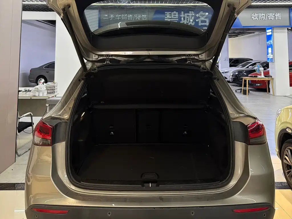Mercedes-Benz GLA — миниатюра 14