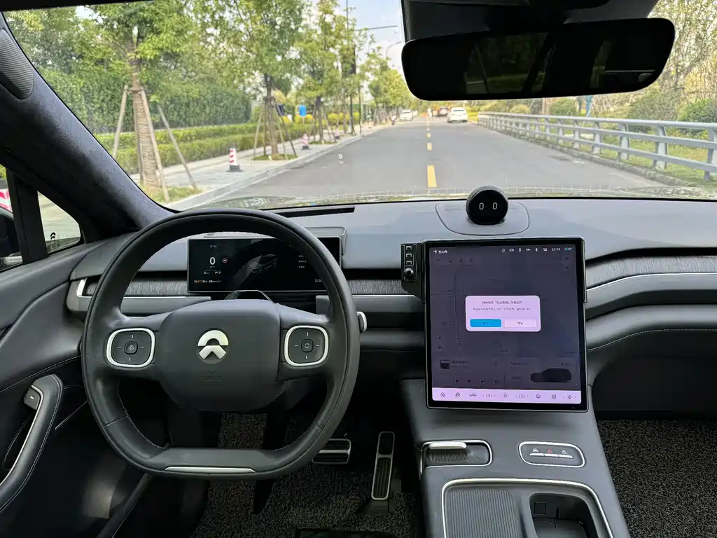 NIO ES8 — миниатюра 17