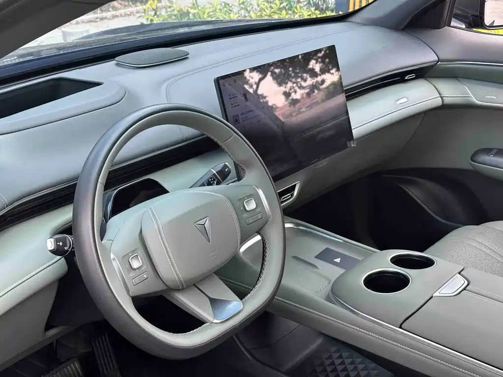 Changan Deepal DARK BLUE S07