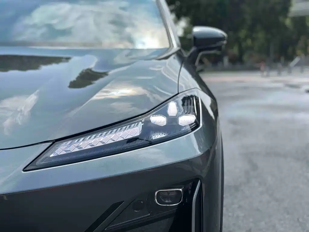 Changan Deepal DARK BLUE S07