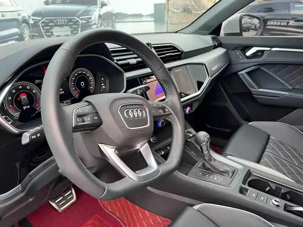 Audi Q3 — миниатюра 5